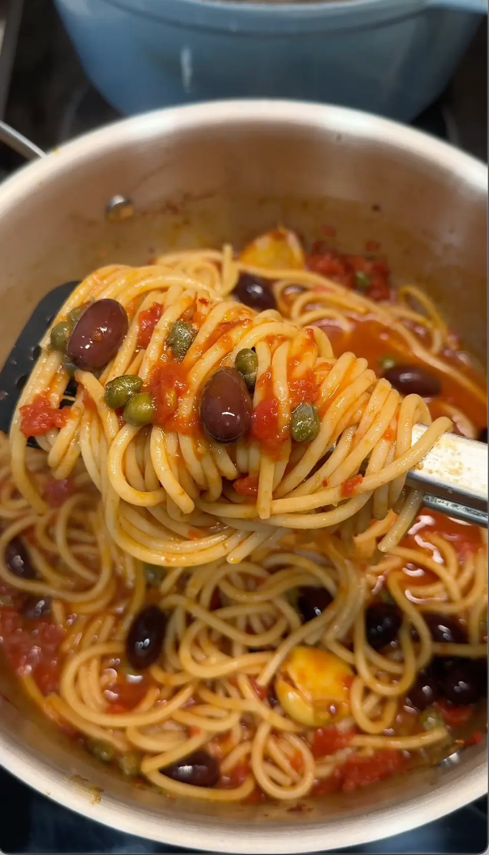 pasta puttanesca