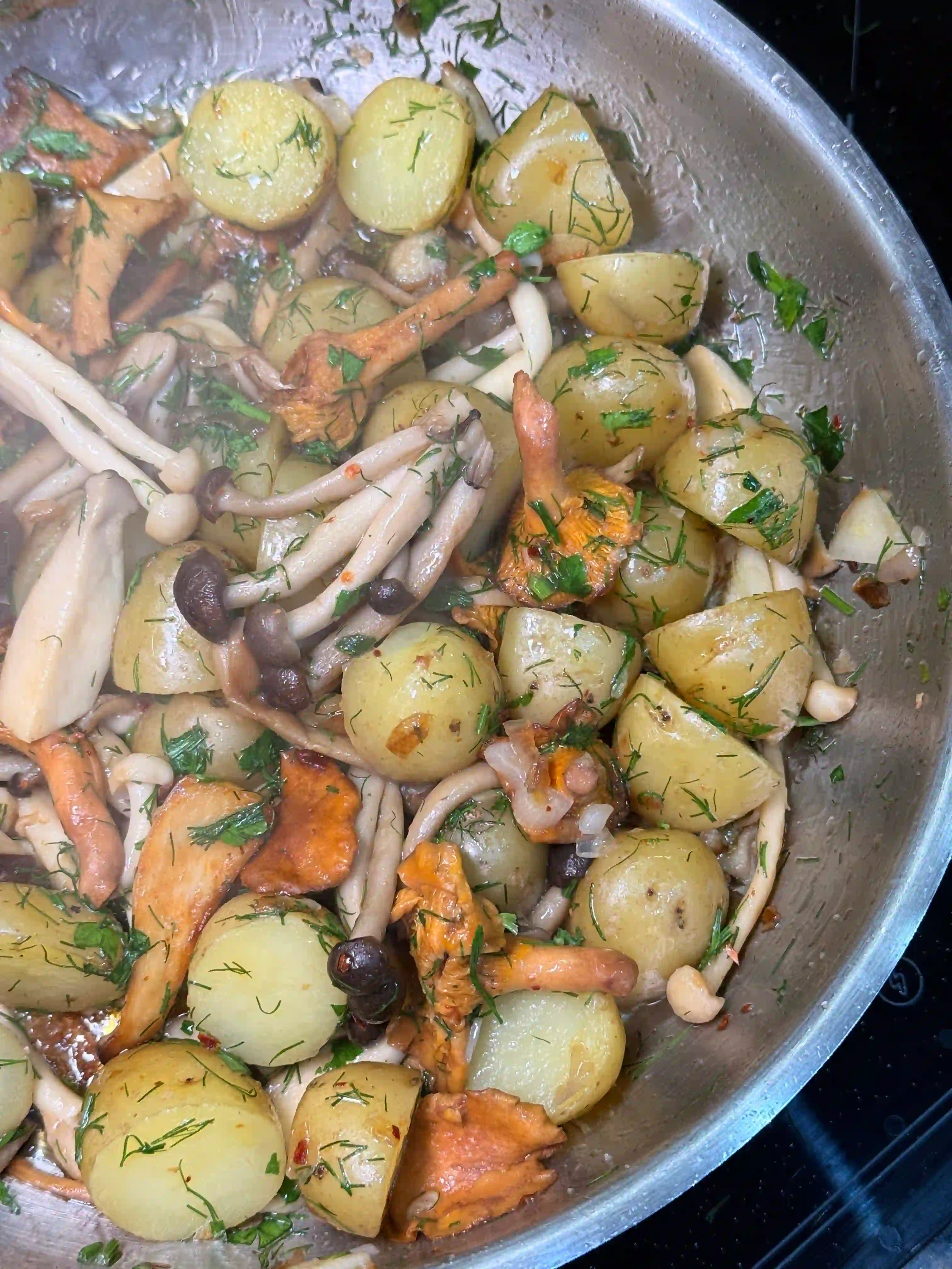 Potato & Mushroom Skillet Delight
