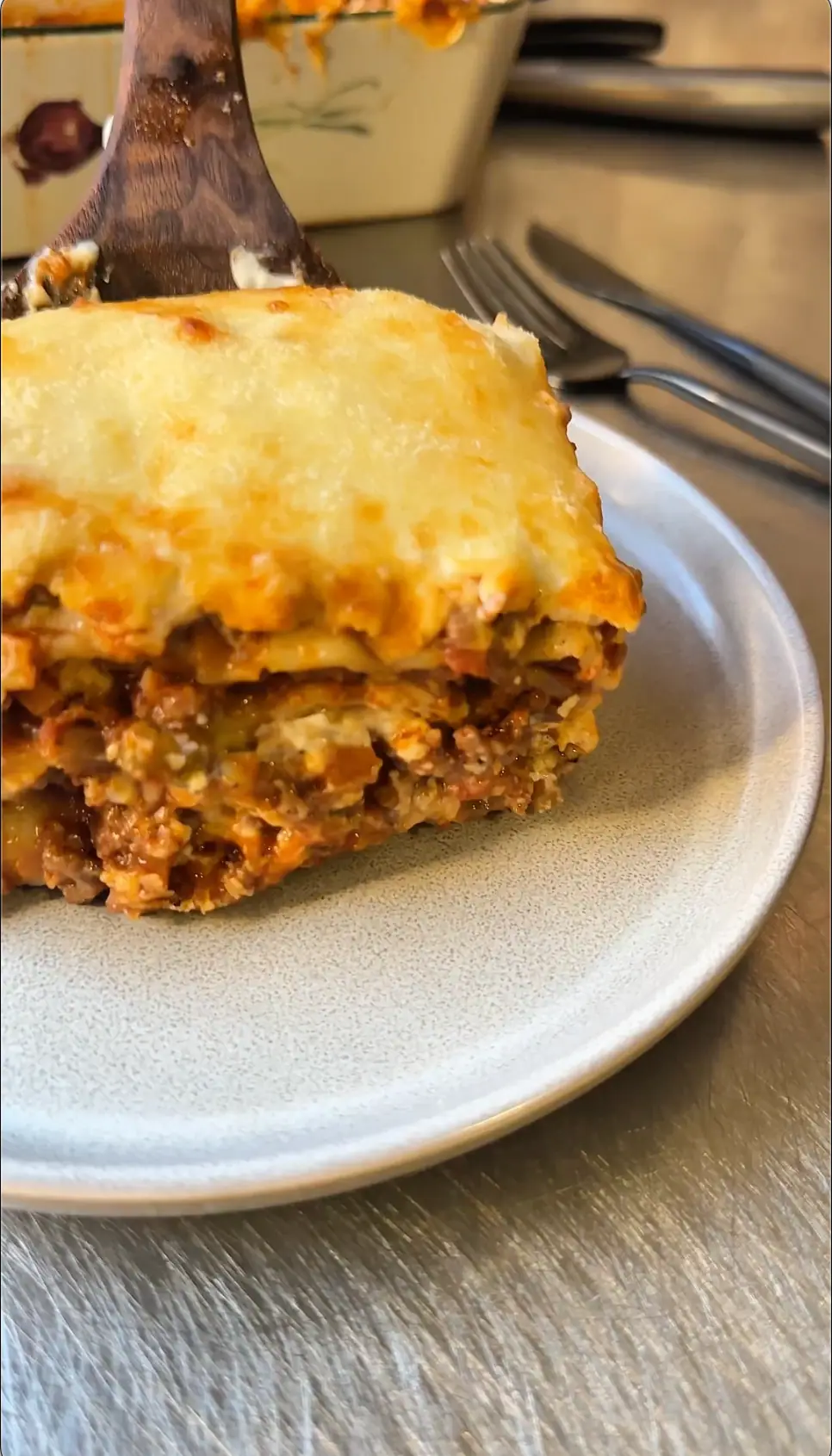 Lasagna Bolognese (Lasagne alla Bolognese)