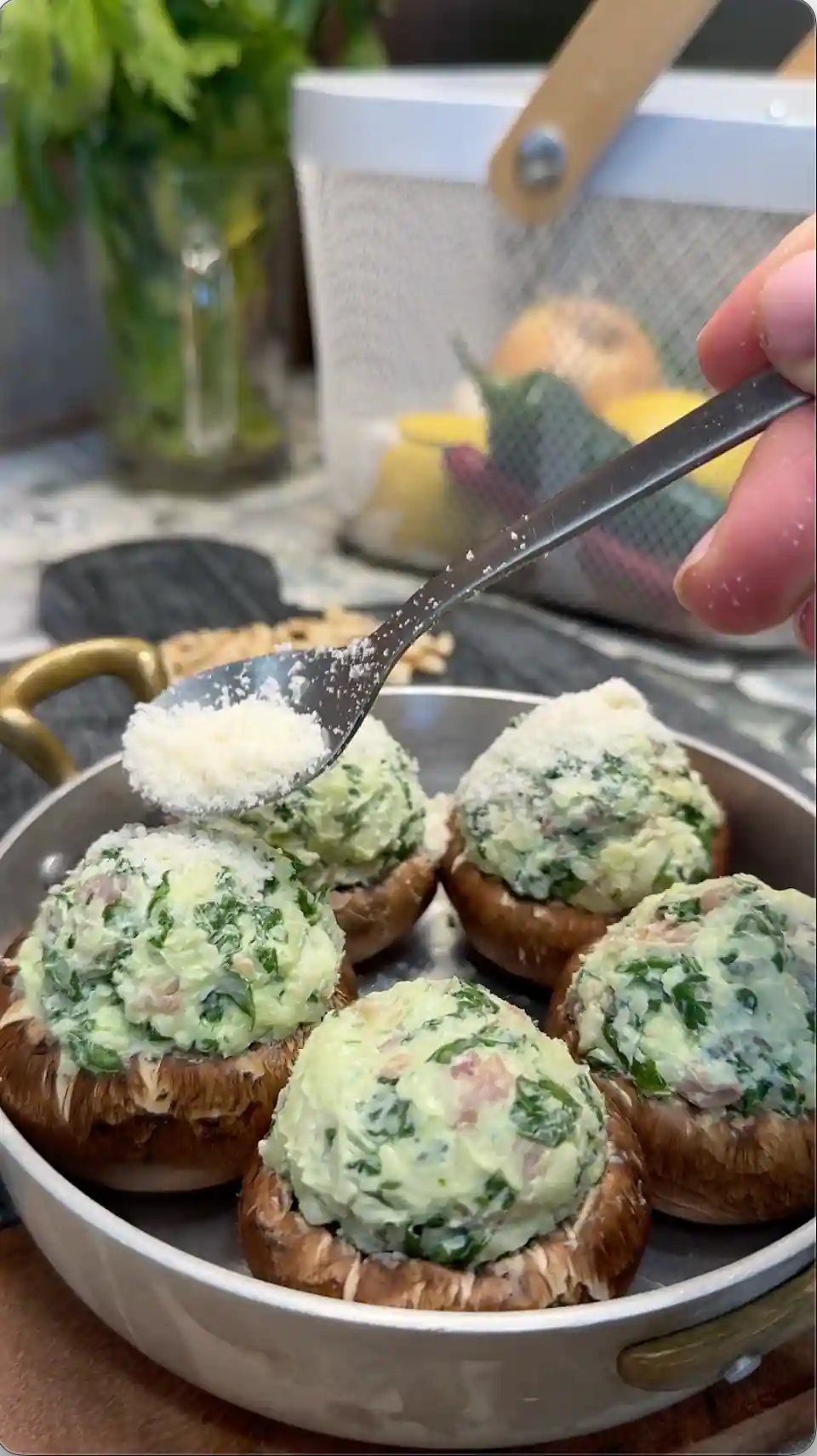 Stuffed Mushrooms with Cream Cheese, mozzarella and Prosciutto